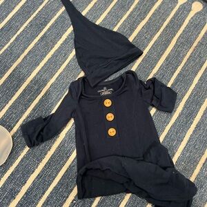 Newborn gown and hat